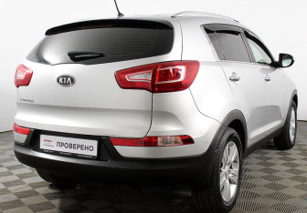 Подержанный автомобиль Kia Sportage 2012 года (3 фото)