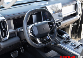 Подержанный автомобиль Jetour T2 2023 года (11 фото)