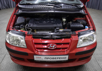 Подержанный автомобиль Hyundai Matrix 2005 года (9 фото)