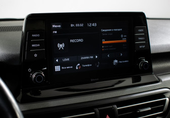 Подержанный автомобиль Kia Seltos 2020 года (13 фото)