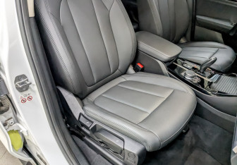 Подержанный автомобиль BMW X3 2021 года (23 фото)