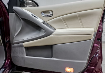 Подержанный автомобиль Nissan Murano Suv 2014 года (23 фото)