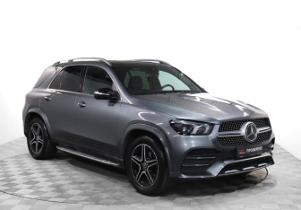 Подержанный автомобиль Mercedes-Benz GLE 2022 года (3 фото)