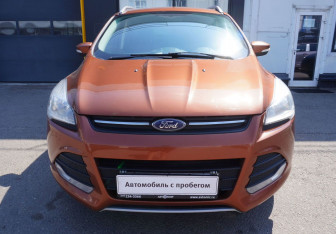 Подержанный автомобиль Ford Kuga 2013 года (2 фото)