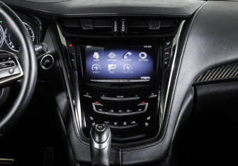 Подержанный автомобиль Cadillac CTS Sedan 2015 года (13 фото)