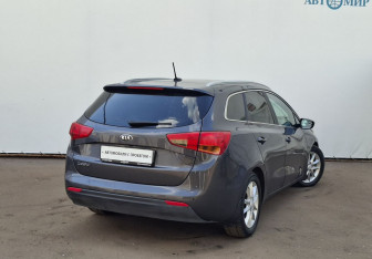 Подержанный автомобиль Kia Ceed Wagon 2012 года (5 фото)