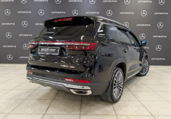 Подержанный автомобиль Jetour X90 2023 года (5 фото)