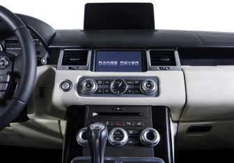 Подержанный автомобиль Land Rover Range Rover Sport 2010 года (14 фото)