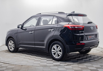 Подержанный автомобиль Hyundai Creta 2019 года (3 фото)