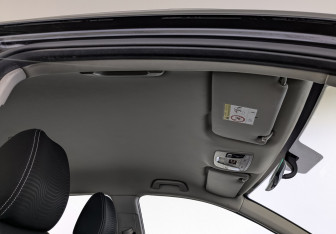 Подержанный автомобиль Geely Coolray 2022 года (23 фото)