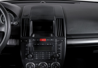 Подержанный автомобиль Land Rover Freelander 2010 года (13 фото)