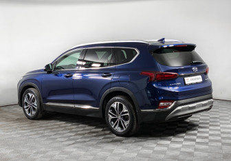 Подержанный автомобиль Hyundai Santa Fe 2020 года (7 фото)