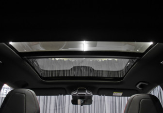 Подержанный автомобиль Geely Coolray 2023 года (18 фото)