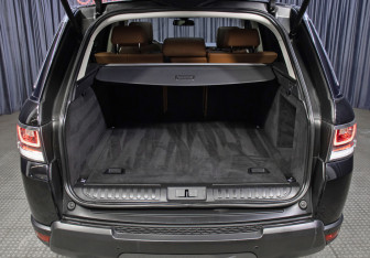 Подержанный автомобиль Land Rover Range Rover Sport 2016 года (10 фото)