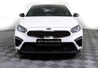 Подержанный автомобиль Kia Cerato Sedan 2019 года (2 фото)