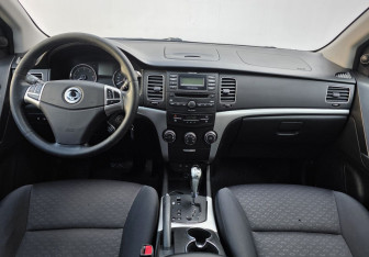 Подержанный автомобиль SsangYong Actyon 2011 года (11 фото)