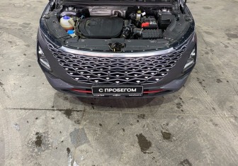 Подержанный автомобиль Omoda C5 2022 года (19 фото)