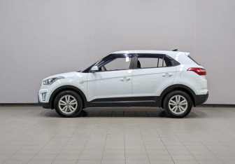 Подержанный автомобиль Hyundai Creta 2019 года (24 фото)