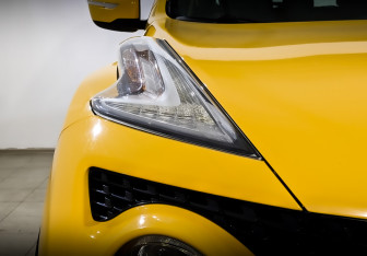 Подержанный автомобиль Nissan Juke 2015 года (18 фото)