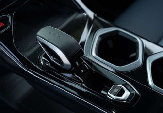 Новый Geely Atlas 2025 (20 фото)