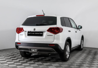 Подержанный автомобиль Suzuki Vitara 2021 года (3 фото)