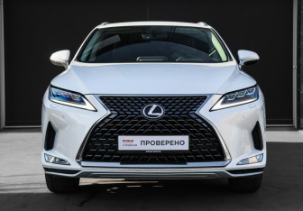 Подержанный автомобиль Lexus RX 2021 года (2 фото)