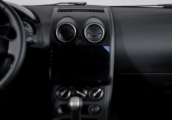 Подержанный автомобиль Nissan Qashqai 2013 года (13 фото)