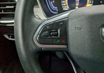 Подержанный автомобиль Geely Coolray 2023 года (29 фото)