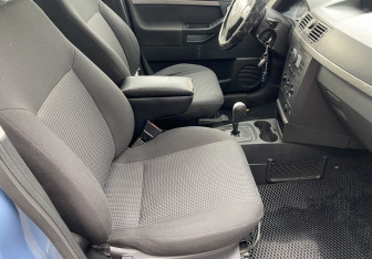 Подержанный автомобиль Opel Meriva 2008 года (9 фото)