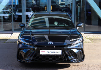 Подержанный автомобиль Toyota Camry Sedan 2024 года (2 фото)