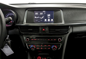 Подержанный автомобиль Kia Optima Sedan 2017 года (25 фото)