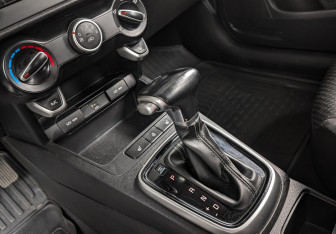 Подержанный автомобиль Kia Rio Hatchback 2021 года (23 фото)