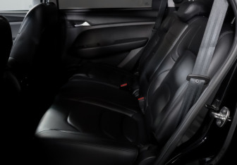 Подержанный автомобиль Chevrolet Captiva 2022 года (10 фото)