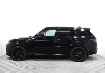 Подержанный автомобиль Land Rover Range Rover Sport 2018 года (8 фото)