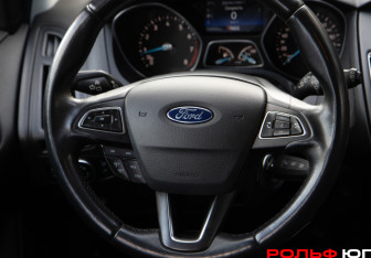 Подержанный автомобиль Ford Focus Wagon 2019 года (12 фото)