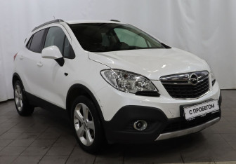 Подержанный автомобиль Opel Mokka 2013 года (3 фото)