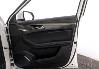 Подержанный автомобиль Haval Jolion 2023 года (24 фото)