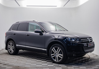 Подержанный автомобиль Volkswagen Touareg 2013 года (7 фото)