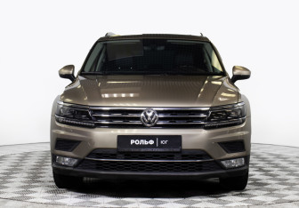 Подержанный автомобиль Volkswagen Tiguan 2017 года (2 фото)