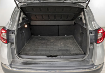 Подержанный автомобиль Renault Kaptur 2021 года (10 фото)