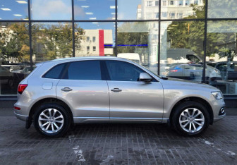 Подержанный автомобиль Audi Q5 2015 года (4 фото)