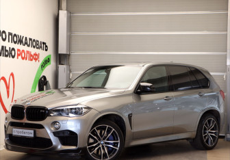 Подержанный автомобиль BMW X5 M 2015 года (2 фото)