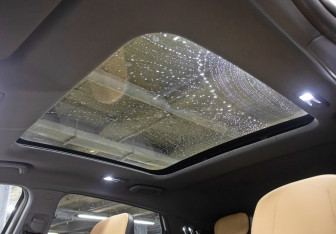 Подержанный автомобиль Changan UNI-V 2023 года (22 фото)