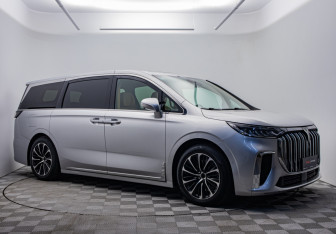 Подержанный автомобиль Voyah Dream 2022 года (5 фото)