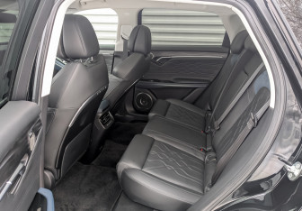 Подержанный автомобиль Voyah Free 2022 года (12 фото)