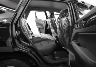 Подержанный автомобиль Kaiyi X3 2024 года (14 фото)