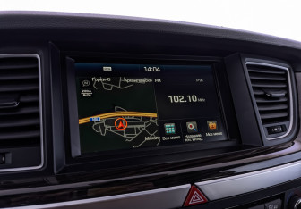 Подержанный автомобиль Genesis G70 2018 года (26 фото)