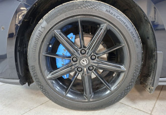Подержанный автомобиль Changan UNI-V 2023 года (9 фото)