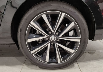 Новый Skoda Superb Liftback 2025 (12 фото)