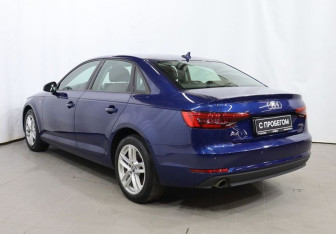 Подержанный автомобиль Audi A4 Sedan 2017 года (6 фото)